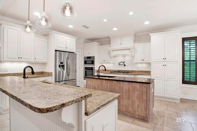 Building Photo - 7256 Atlanta Cir