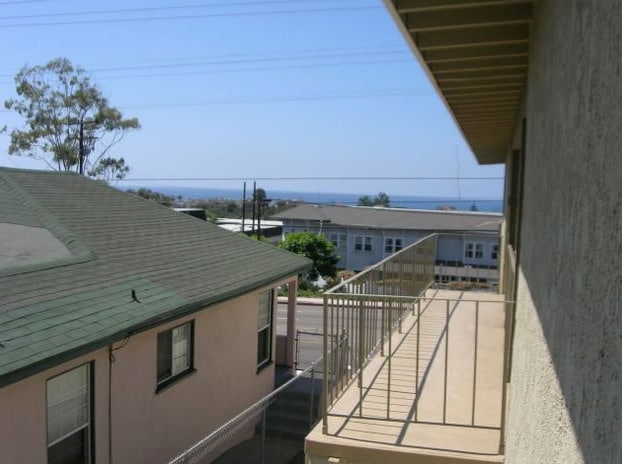 Building Photo - 1850 Pacific Coast Hwy