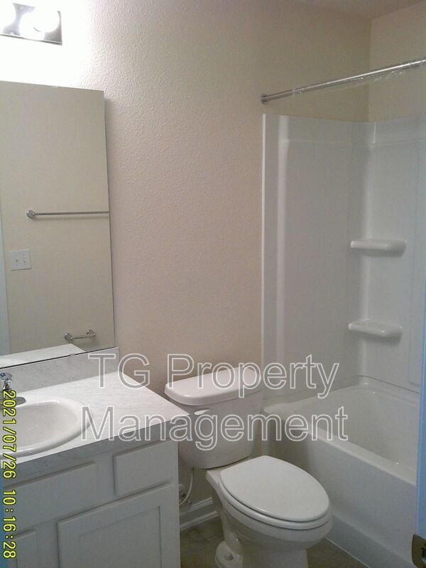 Building Photo - 9617 Baylin Ct