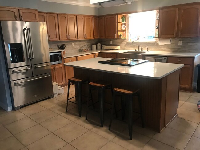 Building Photo - Horse property in St. Johns County