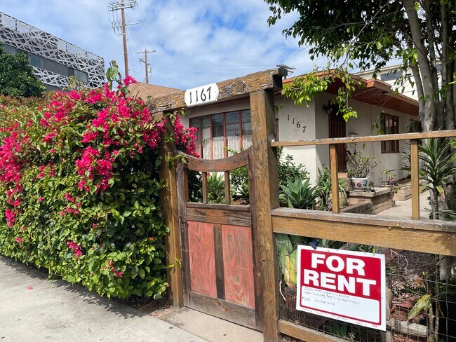 Primary Photo - 1167 Nelrose Ave