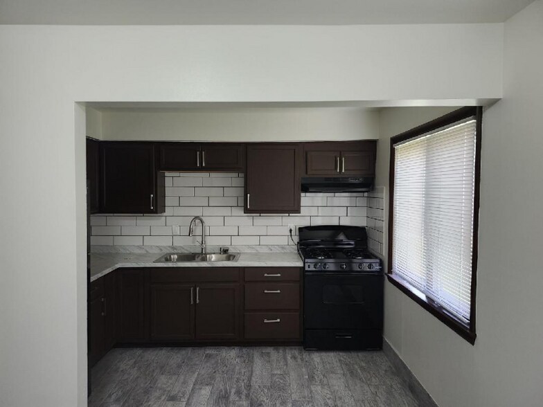 Building Photo - 4539 N 84th St