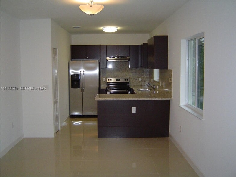 Building Photo - 1153 SW 13th St
