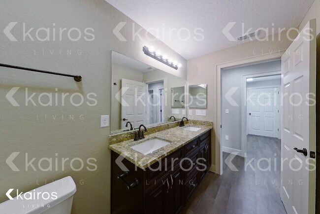 Building Photo - 14310 SW 28th Ave