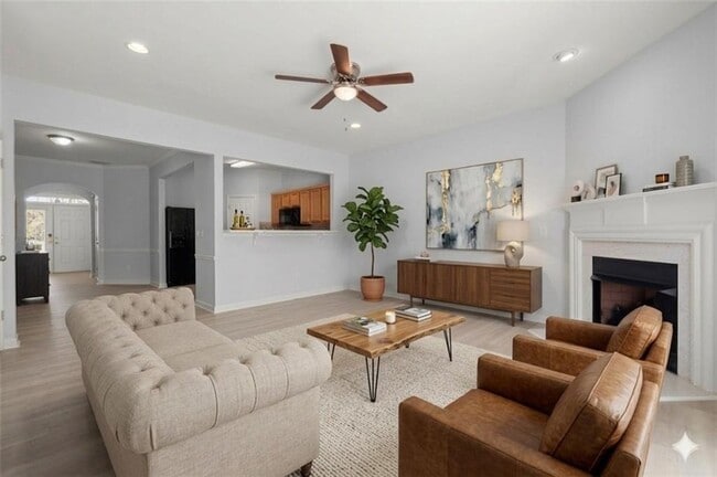 Building Photo - 1947 Lakeshore Overlook Cir NW