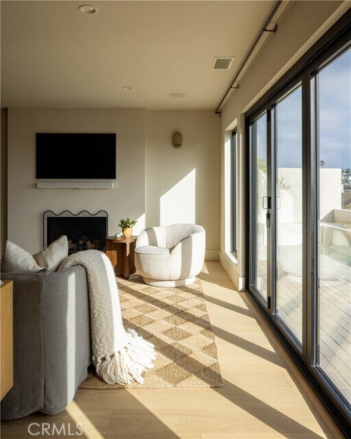 Building Photo - 2703 Via Montecito