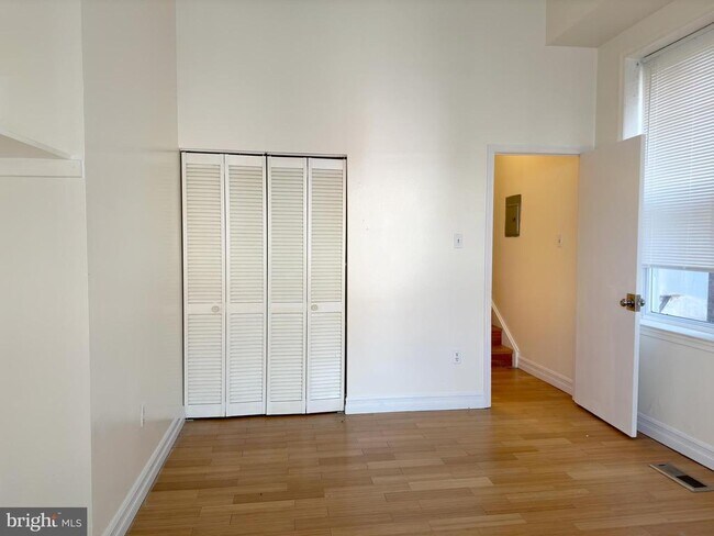 Building Photo - 3231 Powelton Ave