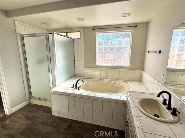 Building Photo - 12900 Briarcliff Dr