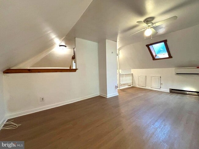Building Photo - 225 S Delsea Dr