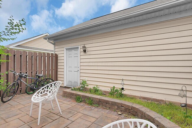 Building Photo - 6318 Marsh Wren Drive