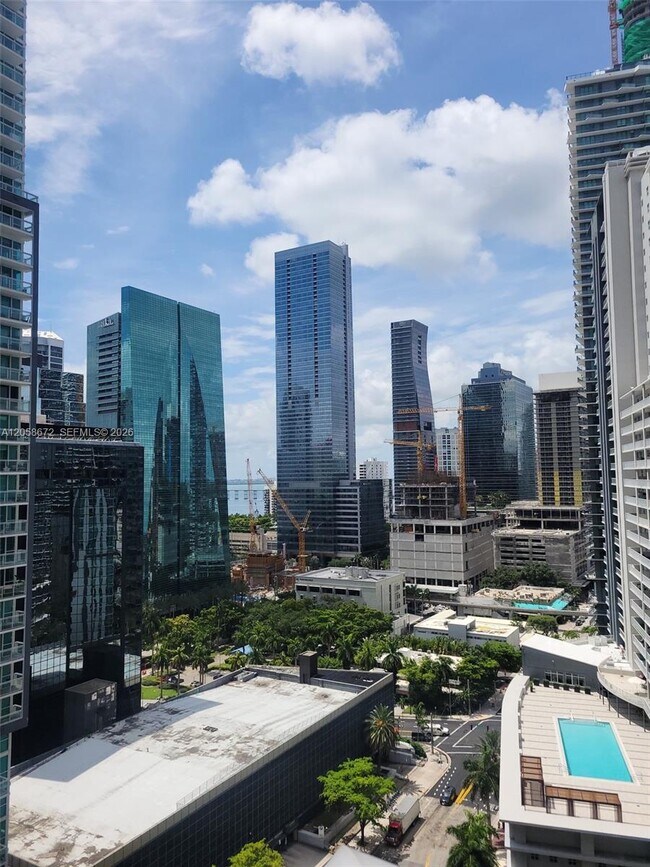 Building Photo - 1100 S Miami Ave