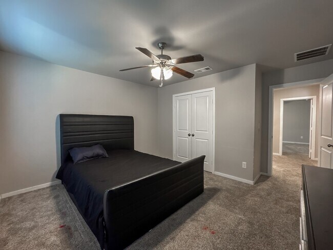 Building Photo - 1212 Ash St