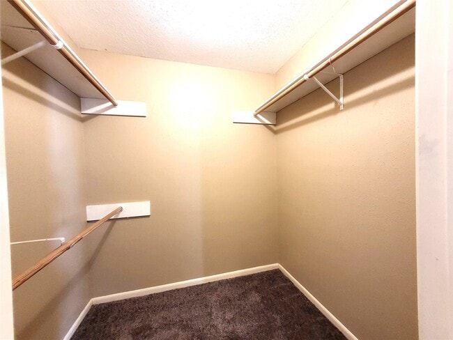 Building Photo - 16026 Barbarossa Dr