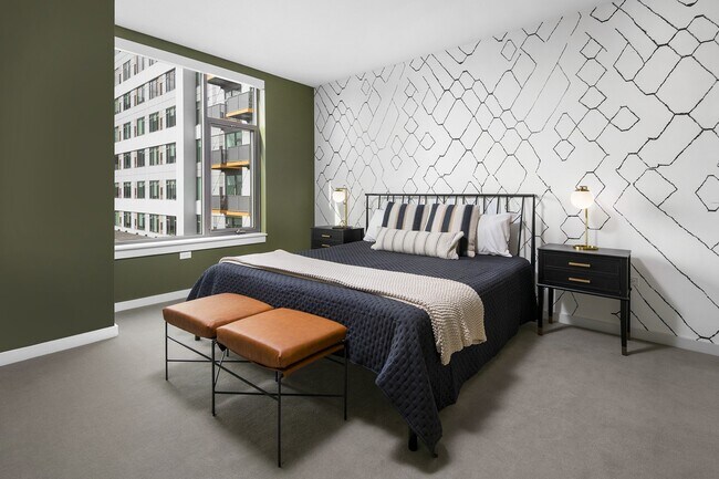 Building Photo - Eleven33