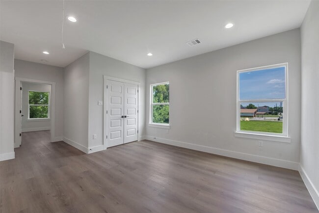 Building Photo - 9311 Jutland Rd