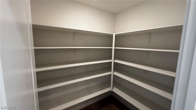 Building Photo - 7080 Garnet Crest Ct