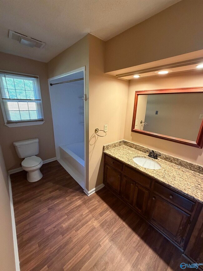 Building Photo - 13027 Coys Dr SE