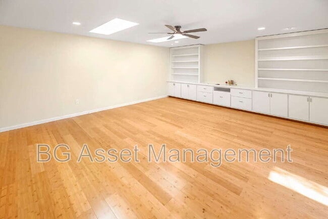 Building Photo - 1550 Kildare Way