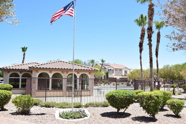 Building Photo - HENDERSON UPGRADED 4 BEDROOM HOME
