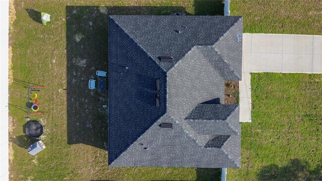 Building Photo - 16950 SW 42 Ave