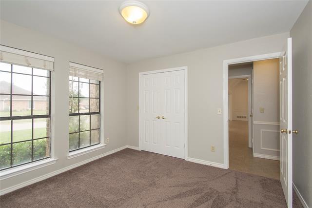 Building Photo - 3600 Arbuckle Dr