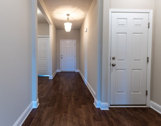 Building Photo - PRICE REDUCTION! + ONE FREE MONTH ON A 13 ...