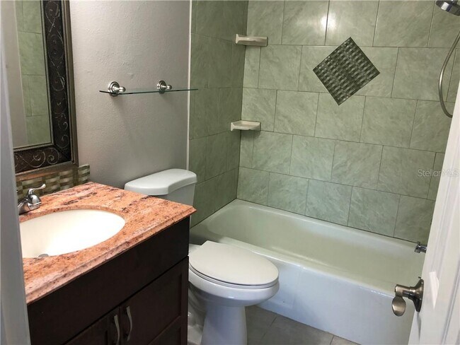 Building Photo - 3799 Lake Bayshore Dr