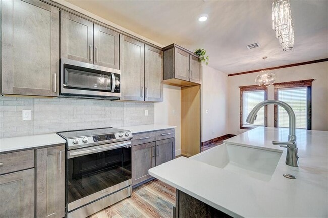 Building Photo - 4351 Whitetail Blvd