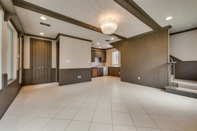 Building Photo - 5150 Spanish Oaks Dr