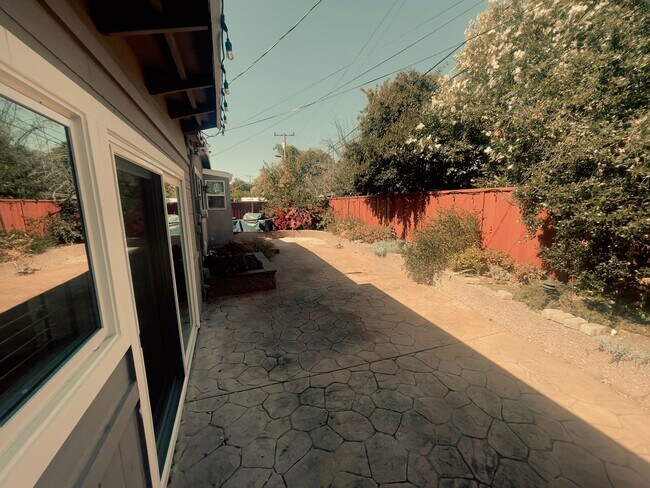 Building Photo - Beautifully Remodeled 3BD/2BA Sunnyvale Home with Designer Kitchen & Private Backyard