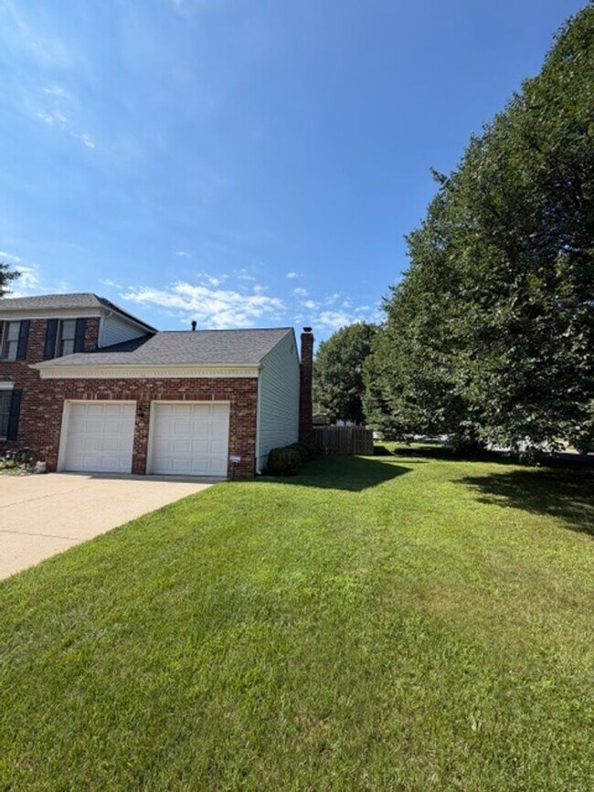 Building Photo - SPACIOUS SF HOME IN GERMANTOWN