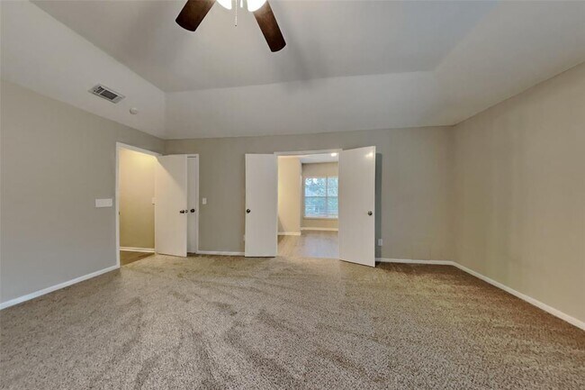 Building Photo - 1031 Cascade Creek Dr