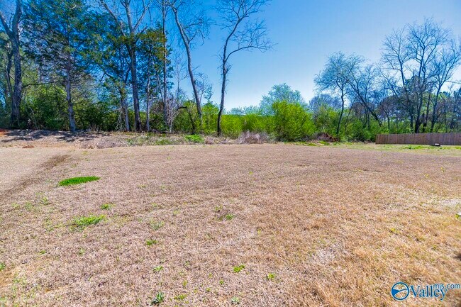 Building Photo - 110 Olde Hearth Rd