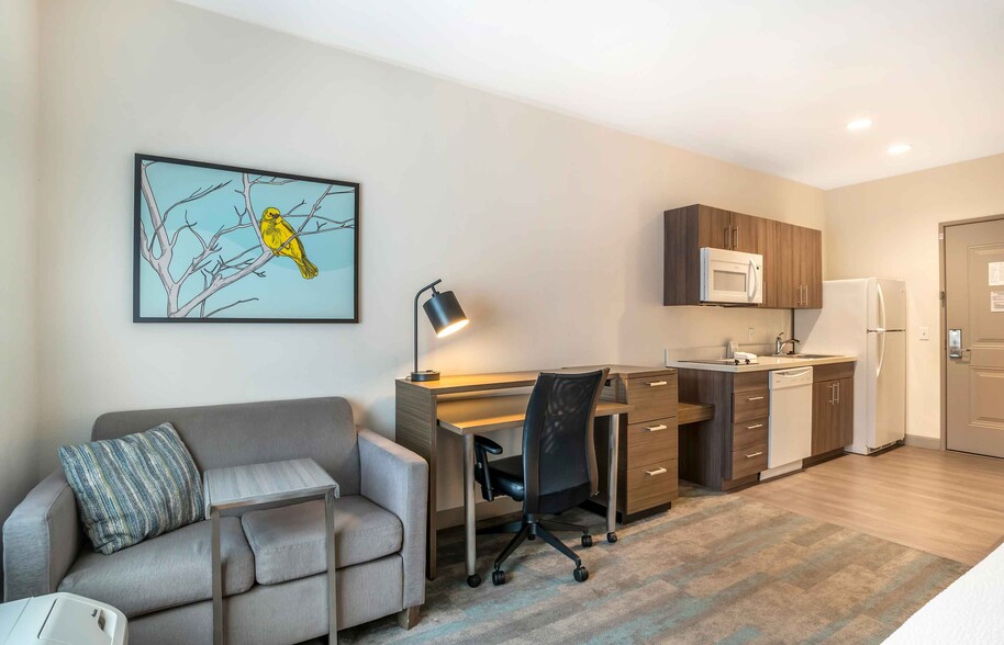 Building Photo - Furnished Studio-Greenville - Woodruff Rd