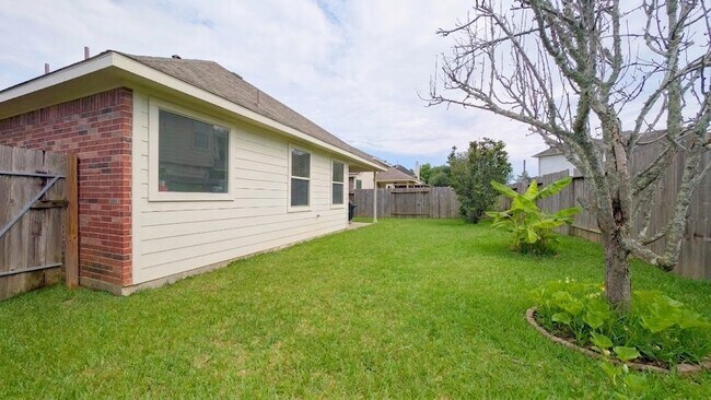 Building Photo - 14715 Palladio Dr