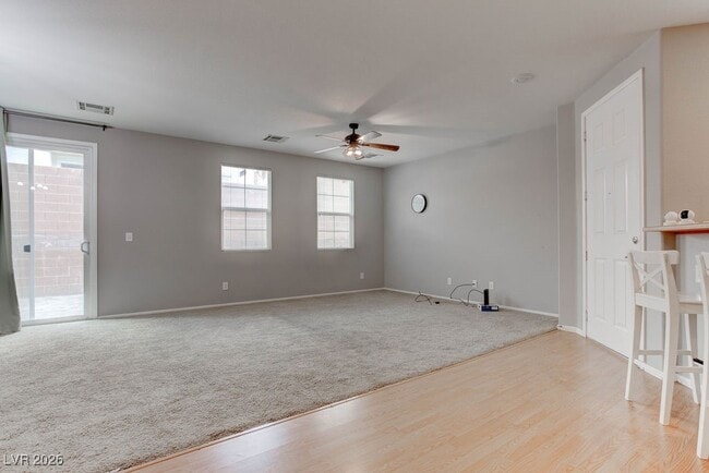 Building Photo - 27 Hudson Canyon St