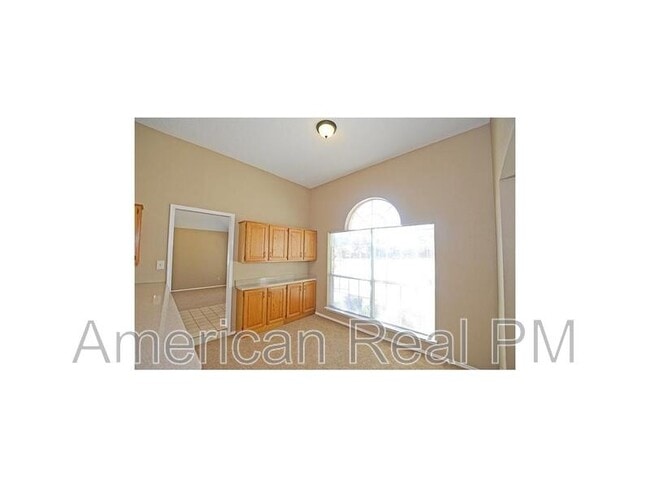 Building Photo - 1518 High Pointe Ln