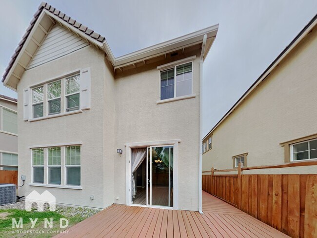 Building Photo - 6627 Sportoletti Dr