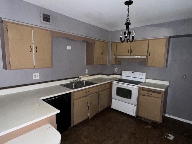Building Photo - 6316 W Catalina Dr
