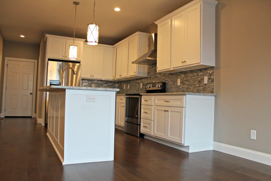 Kitchen - 4623 6th Ave