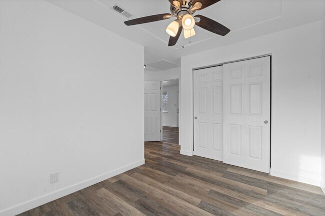 Building Photo - Remodelled Home In Large Backyard