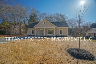 Building Photo - 242 Acorn Acres Rd