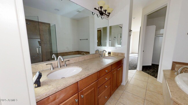 Building Photo - 10260 E White Feather Ln