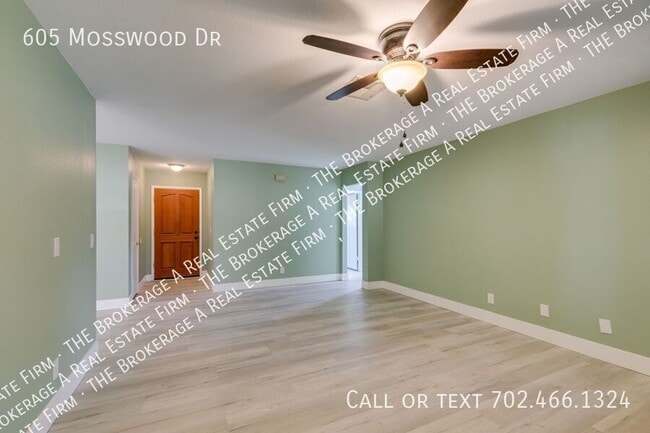 Building Photo - 605 Mosswood Dr