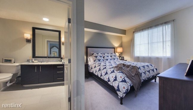 Building Photo - 1052 NW 87th Ave