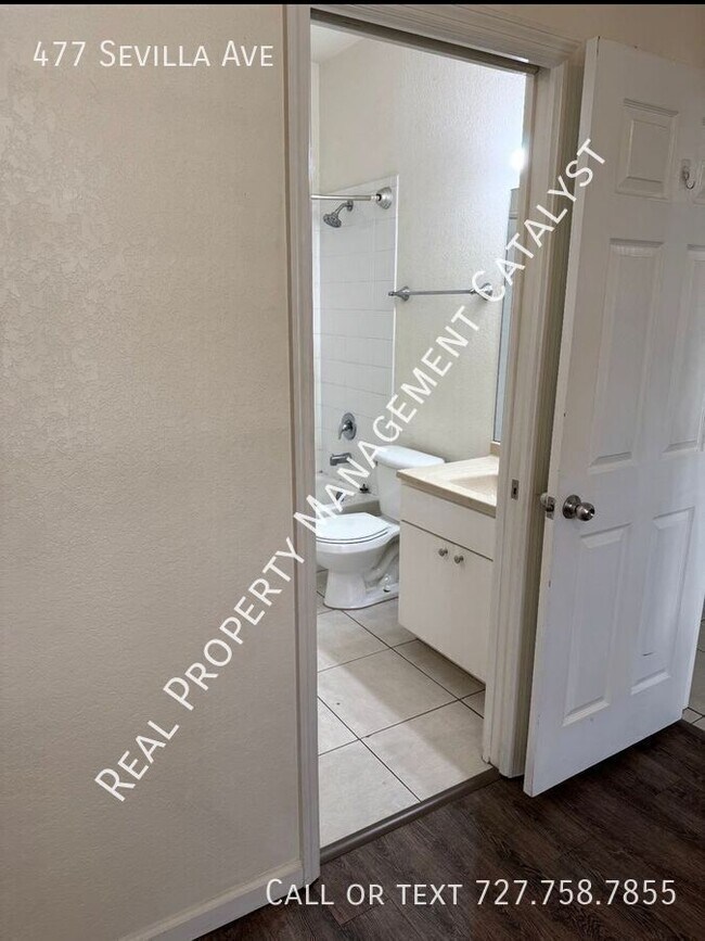 Building Photo - 477 Sevilla Ave