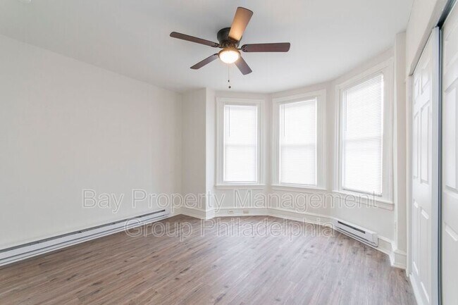 Building Photo - 725 W Luzerne St