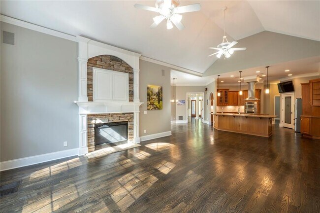 Building Photo - 5211 Hadaway Rd NW