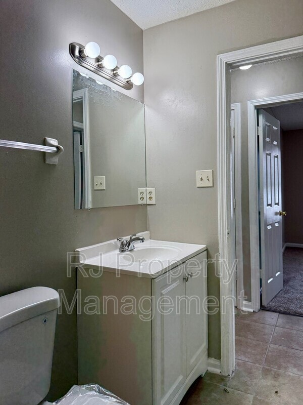 Building Photo - 4297 Kings Valley Cove E