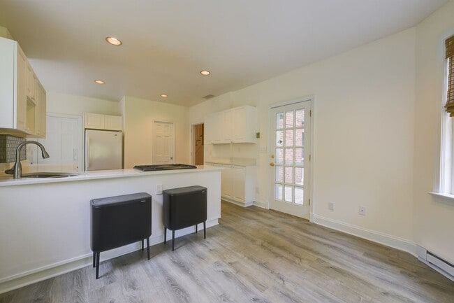 Building Photo - Charming & Spacious Colonial in N Cleveland Park w/Park-Like Rear Garden & Detached Garage